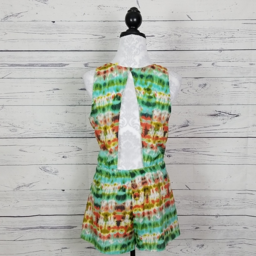 Lush sleeveless romper - Picture 5 of 7